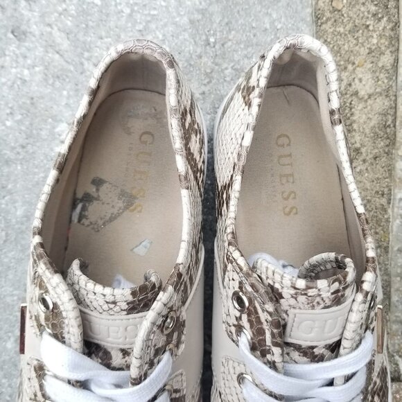 Guess Snake Animal Print Sneaker Size 7 - Picture 10 of 11